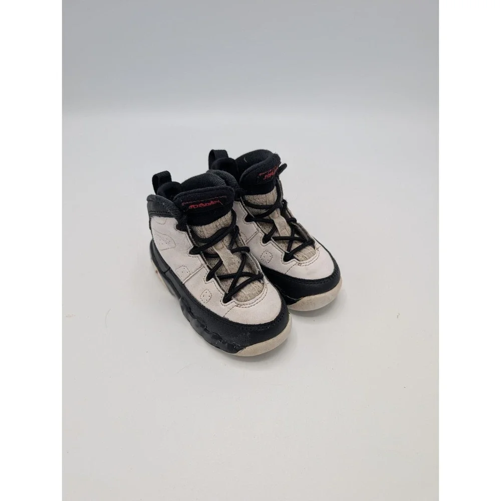 Nike Unisex‎ Air Jordan 9 401812-112 White Basketball Shoes Sneakers Size 6C